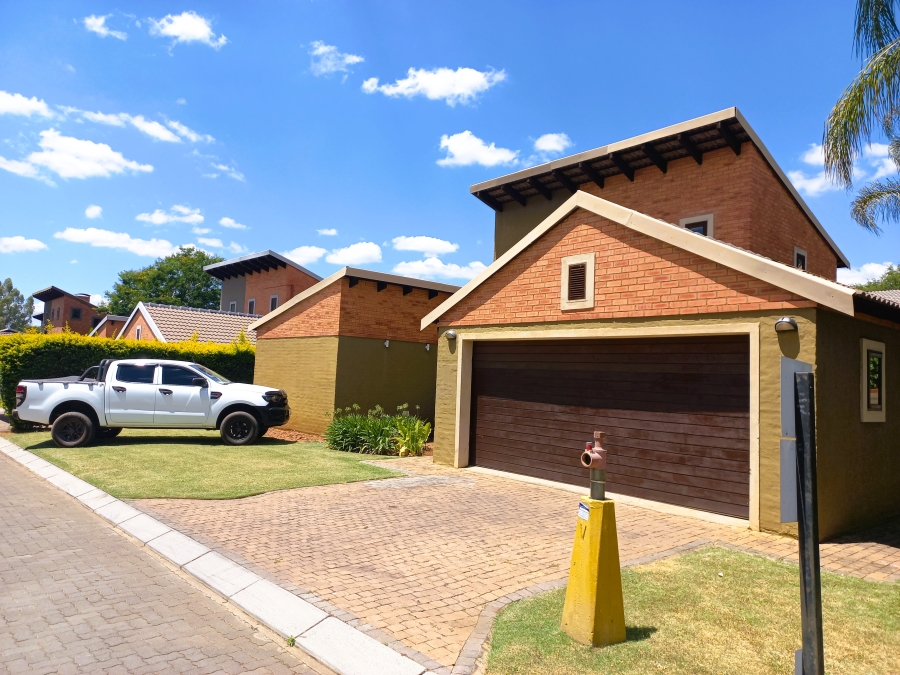 3 Bedroom Property for Sale in Waterval East North West